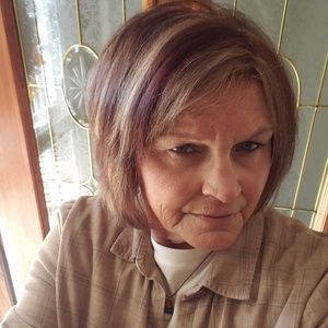 Meet your Posher, Vickie